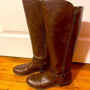 Brown boots